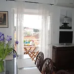 Apartment Optimist Makarska