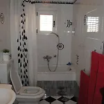 Optimist Apartment