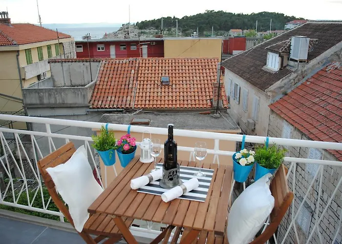Optimist Apartment *