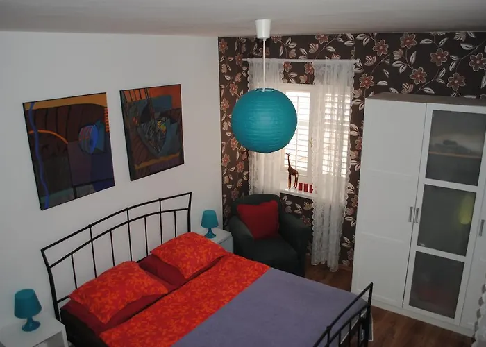 Optimist Apartment Makarska